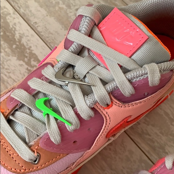 NWT Nike Air Max 90 - Picture 9 of 12